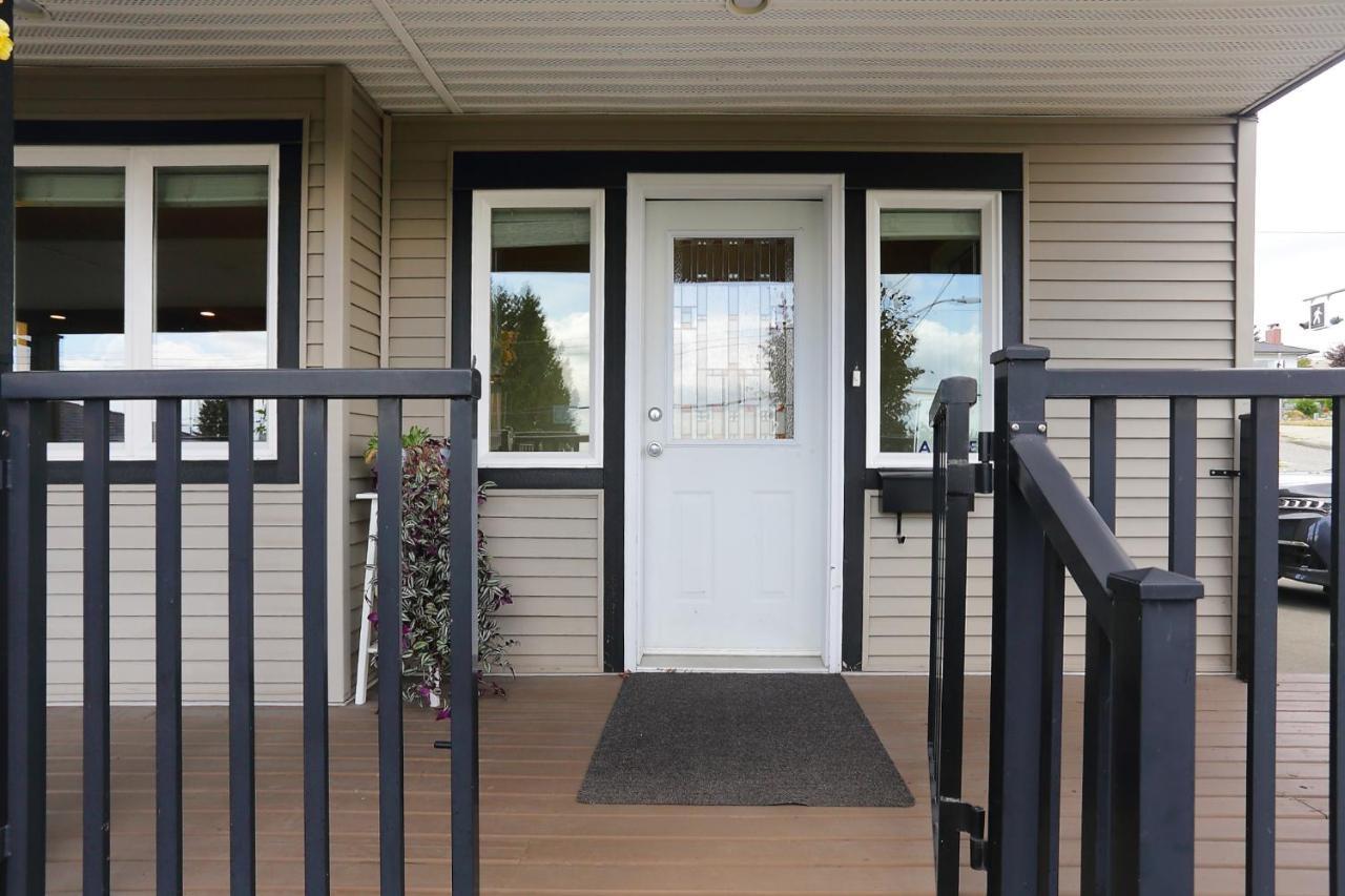 Lovely J Home -Stunning River View Cozy Two Bedroom Private Suite New Westminster Dış mekan fotoğraf