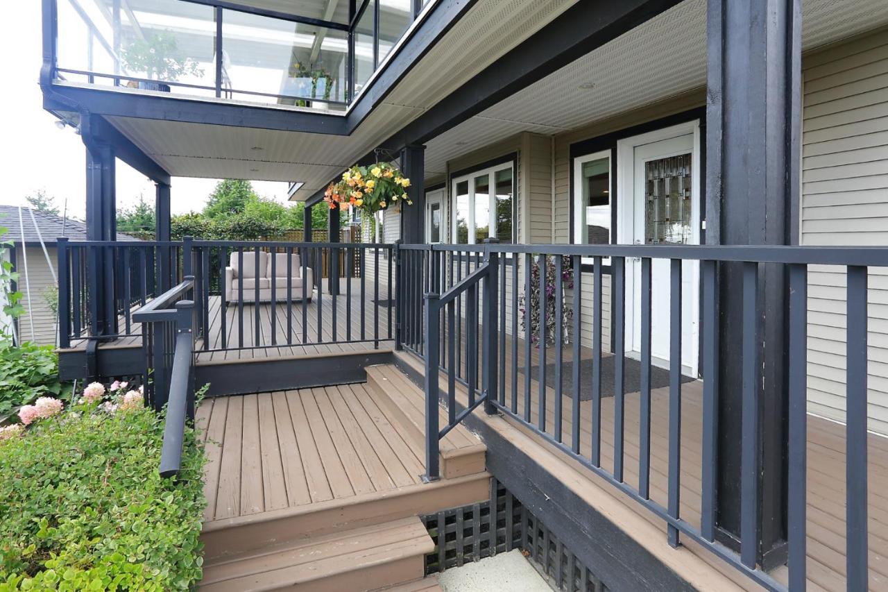 Lovely J Home -Stunning River View Cozy Two Bedroom Private Suite New Westminster Dış mekan fotoğraf