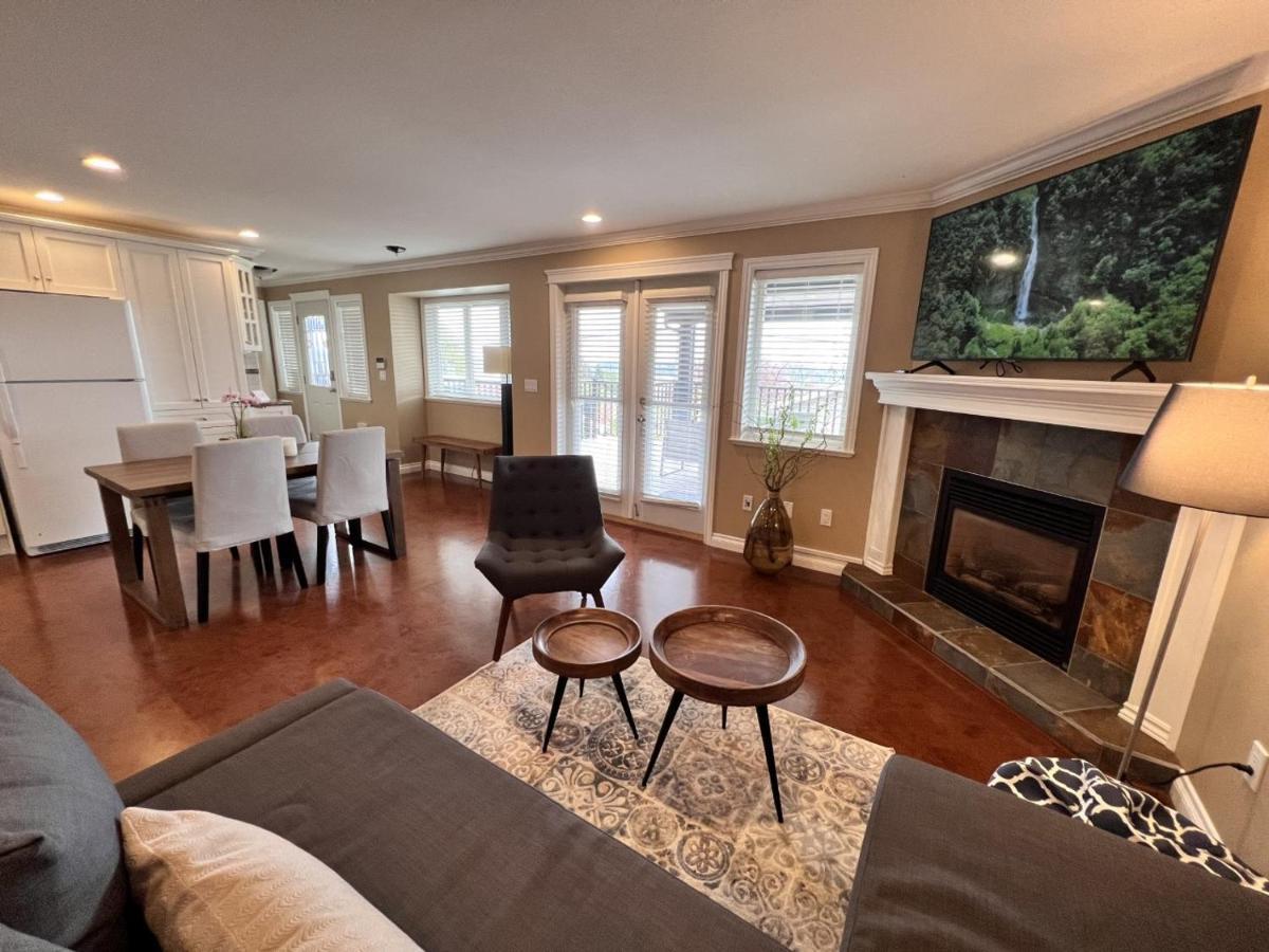 Lovely J Home -Stunning River View Cozy Two Bedroom Private Suite New Westminster Dış mekan fotoğraf
