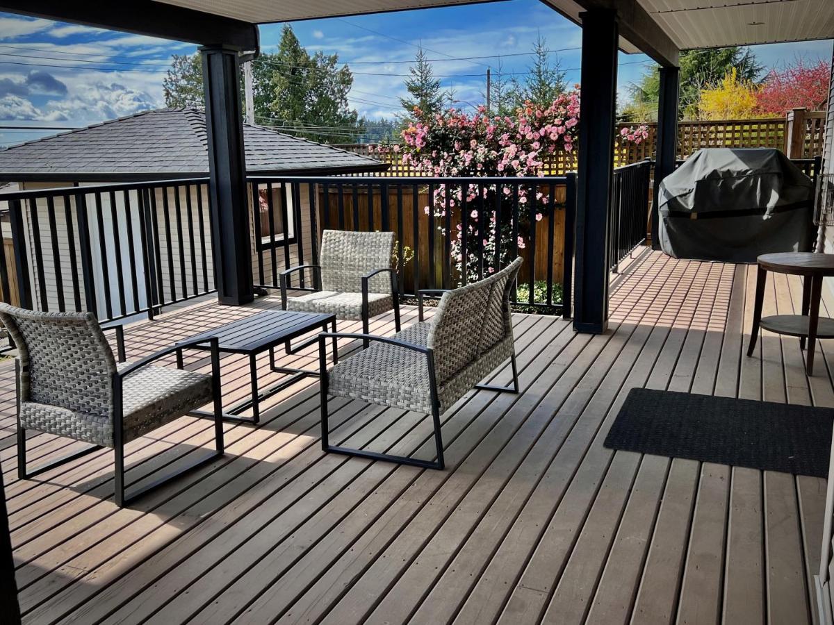 Lovely J Home -Stunning River View Cozy Two Bedroom Private Suite New Westminster Dış mekan fotoğraf
